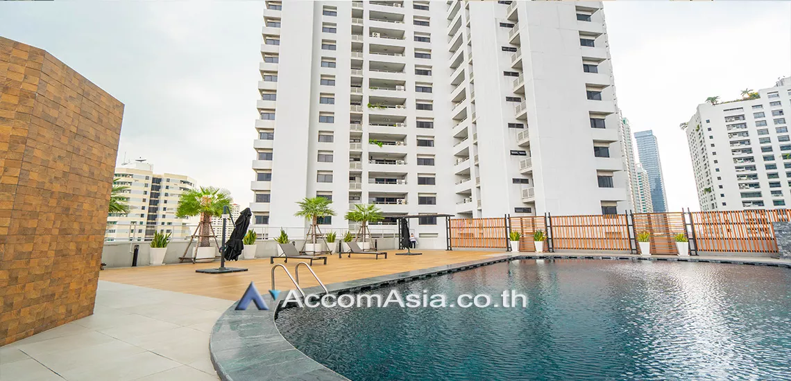  3 br Apartment For Rent in Sukhumvit ,Bangkok BTS Nana at Comfort high rise 1415929