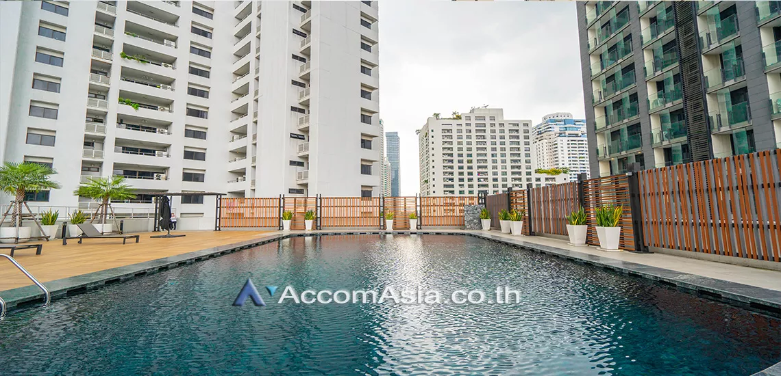  3 br Apartment For Rent in Sukhumvit ,Bangkok BTS Nana at Comfort high rise AA28071