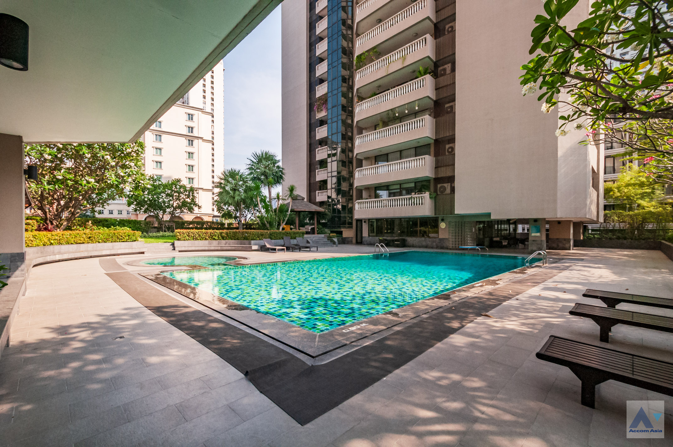  3 br Apartment For Rent in Sukhumvit ,Bangkok BTS Phrom Phong at Family Size Desirable AA16268