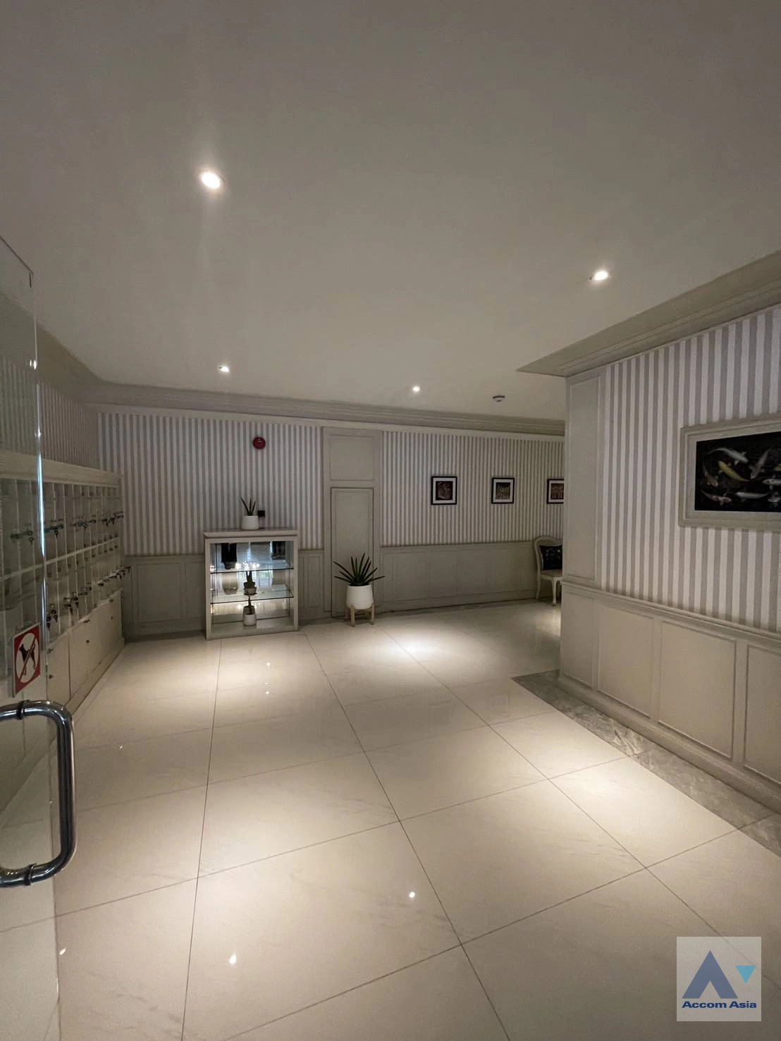  4 br Apartment for rent and sale in Sukhumvit ,Bangkok BTS Ekkamai at Ideal Place For Big Families AA14432