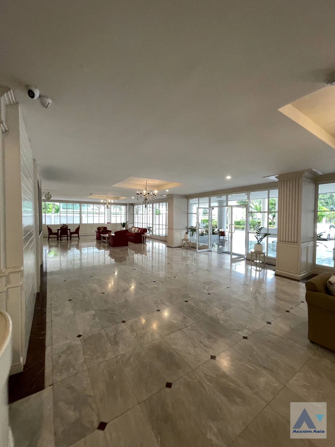  4 br Apartment for rent and sale in Sukhumvit ,Bangkok BTS Ekkamai at Ideal Place For Big Families AA14432