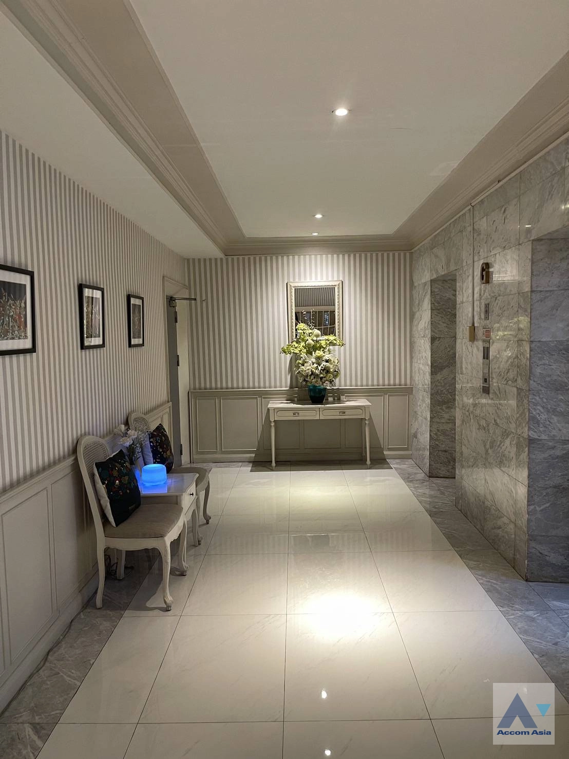  4 br Apartment for rent and sale in Sukhumvit ,Bangkok BTS Ekkamai at Ideal Place For Big Families AA14432