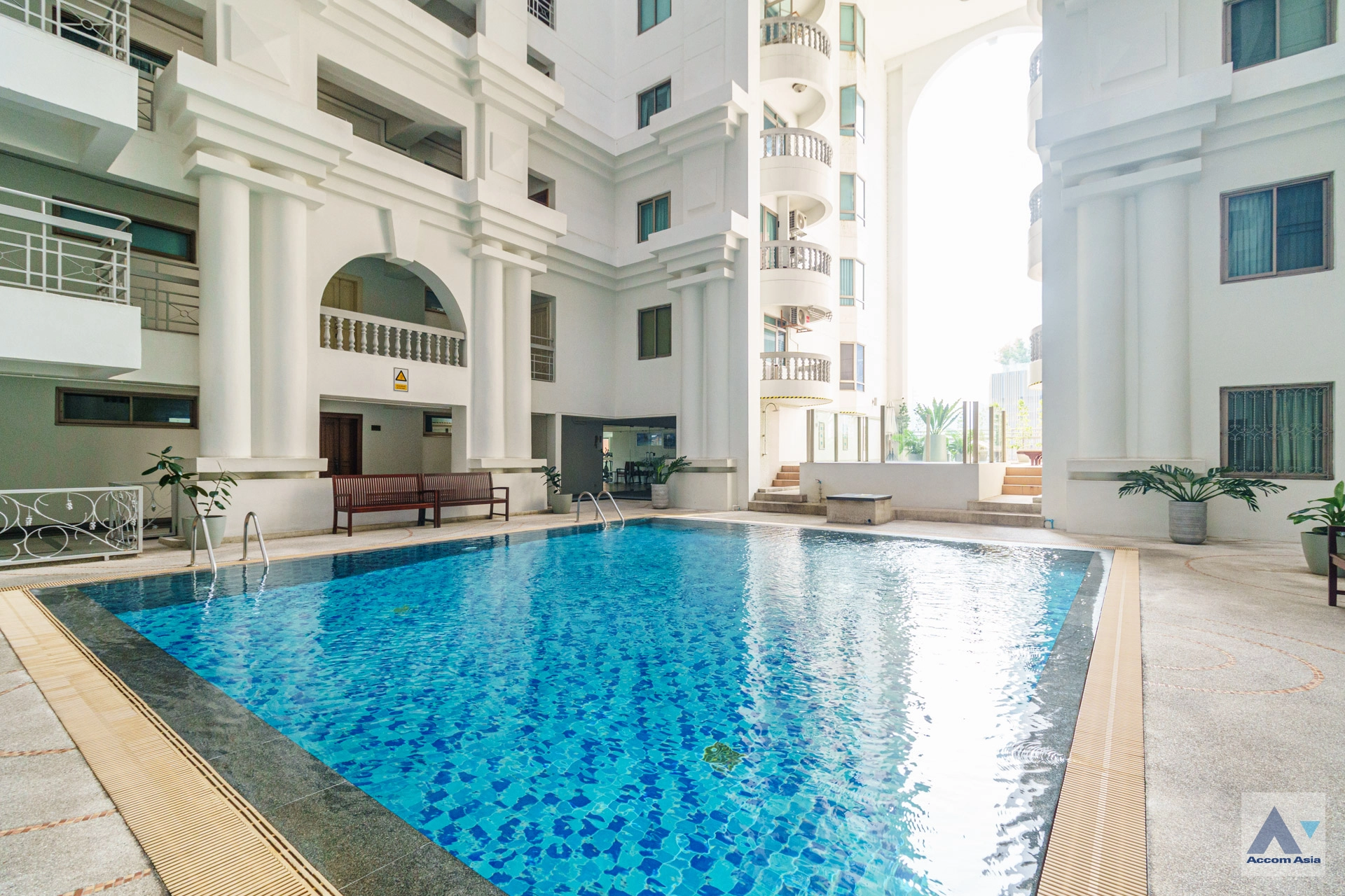 projectCondo 3 Beds for Rent & SALE with a nice condition, near BTS Phrom Phong (1512452)