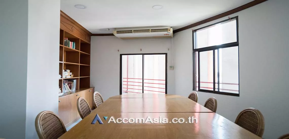  3 br Condominium For Rent in Sukhumvit ,Bangkok BTS Thong Lo at Fifty Fifth Tower AA25609
