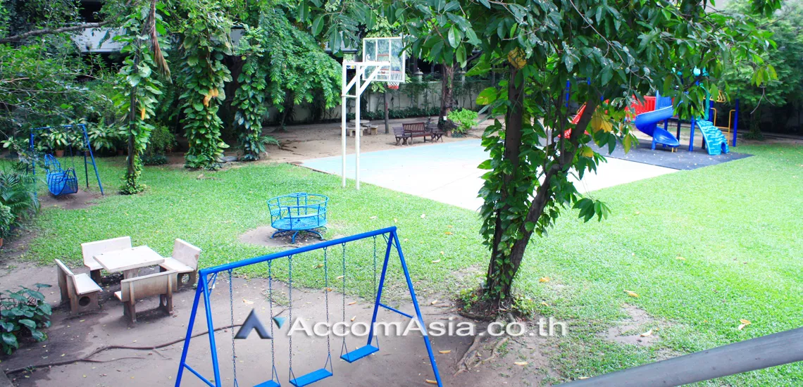  4 br Apartment For Rent in Sukhumvit ,Bangkok BTS Phrom Phong at Children Dreaming Place AA15362