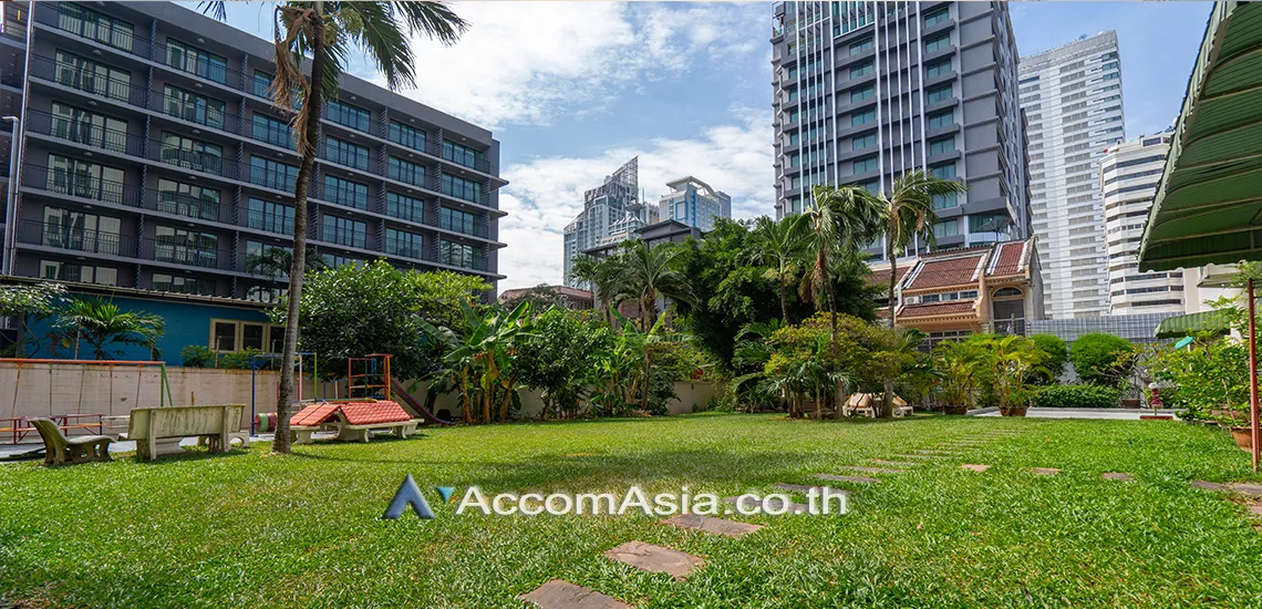 5 Low rise and Peaceful - Apartment - Sukhumvit - Bangkok / Accomasia