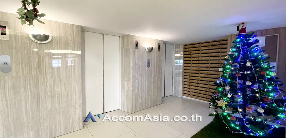  3 br Condominium for rent and sale in Sukhumvit ,Bangkok BTS Asok - MRT Sukhumvit at Ruamjai Heights AA31105