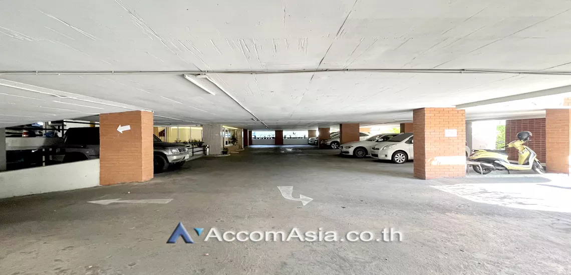  2 br Condominium For Sale in Sukhumvit ,Bangkok BTS Asok - MRT Sukhumvit at Ruamjai Heights AA16579