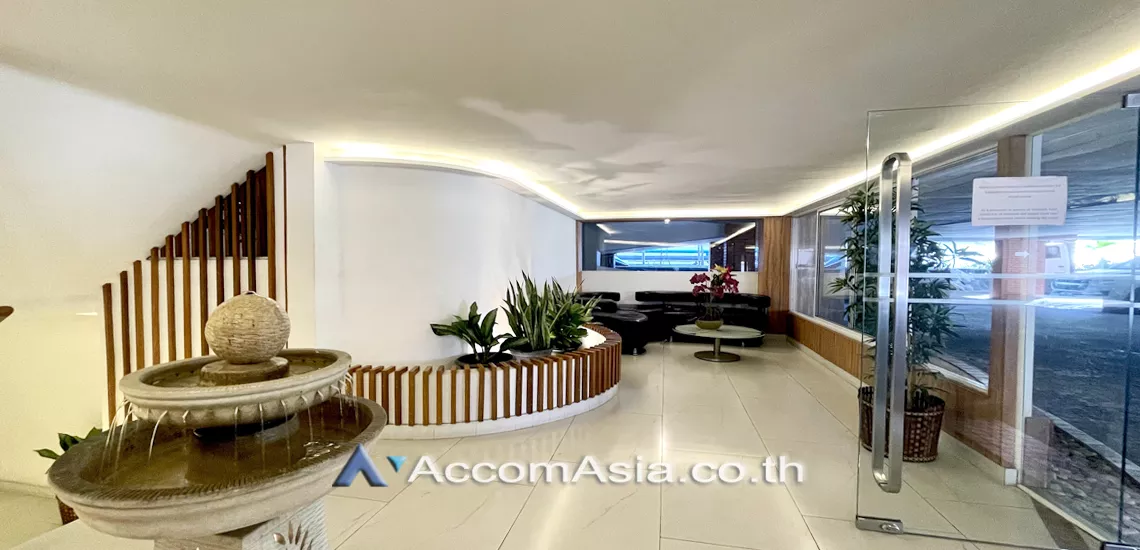  2 br Condominium For Rent in Sukhumvit ,Bangkok BTS Asok - MRT Sukhumvit at Ruamjai Heights AA39035