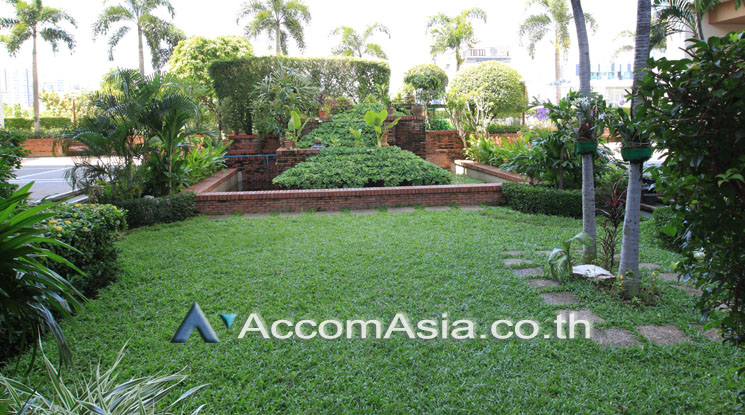 4 br Condominium For Rent in Sukhumvit ,Bangkok BTS Ekkamai at Tai Ping Tower AA23000