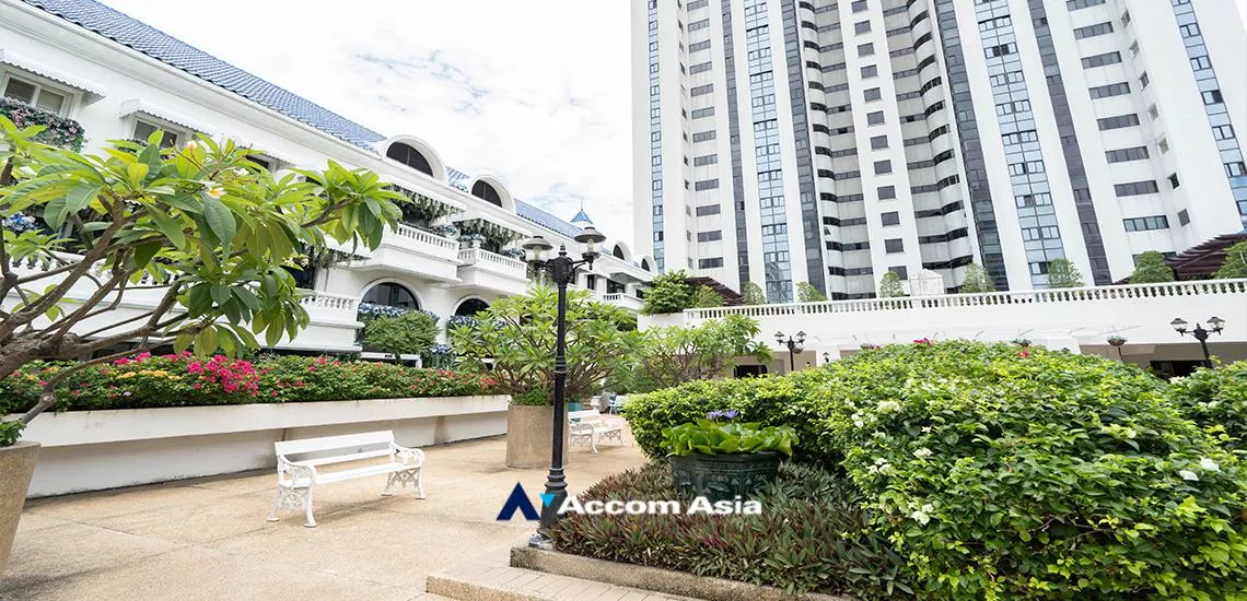  3 br Condominium For Rent in Sukhumvit ,Bangkok MRT Phetchaburi at Kiarti Thanee City Mansion 1515952