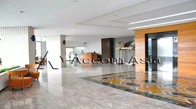  4 br Condominium For Rent in Charoennakorn ,Bangkok BTS Krung Thon Buri at Supakarn Condominium AA20882