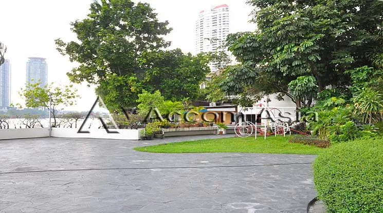  3 br Condominium For Sale in Charoennakorn ,Bangkok BTS Krung Thon Buri at Supakarn Condominium AA20855
