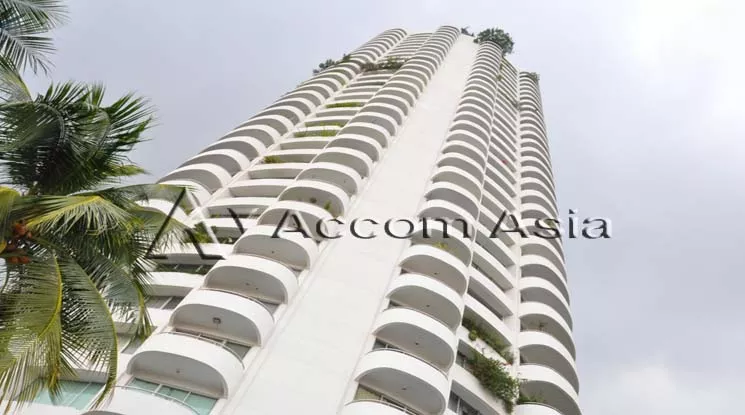  2 br Condominium For Sale in Charoennakorn ,Bangkok BTS Krung Thon Buri at Supakarn Condominium AA20852