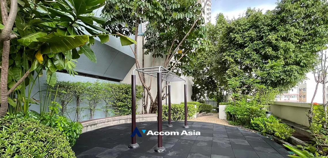  2 br Condominium For Rent in Sathorn ,Bangkok BTS Sala Daeng - MRT Lumphini at Sathorn Gardens AA39467