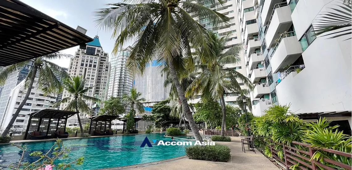  1  2 br Condominium For Sale in Sathorn ,Bangkok BTS Sala Daeng - MRT Lumphini at Sathorn Gardens AA18885
