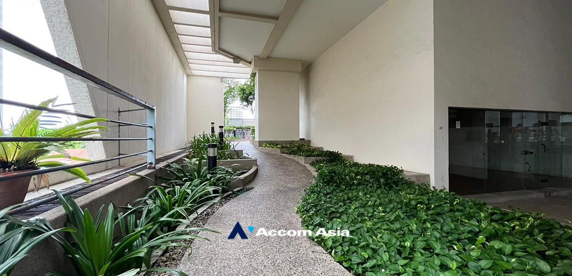  3 br Condominium for rent and sale in Sathorn ,Bangkok BTS Sala Daeng - MRT Lumphini at Sathorn Gardens AA20217