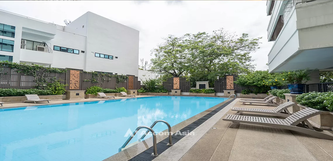  4 br Apartment For Rent in Sukhumvit ,Bangkok BTS Asok - MRT Sukhumvit at Warm Family Atmosphere 13001041