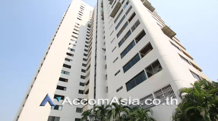  3 br Condominium For Rent in Sukhumvit ,Bangkok BTS Ekkamai at Oriental Tower 26173