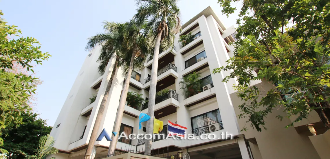  3 br Apartment For Rent in Sukhumvit ,Bangkok BTS Phrom Phong at Homely Atmosphere And Privacy AA24538