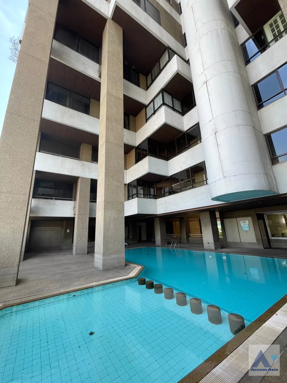  1 br Condominium For Rent in Sukhumvit ,Bangkok MRT Phetchaburi at Asoke Tower 1513764