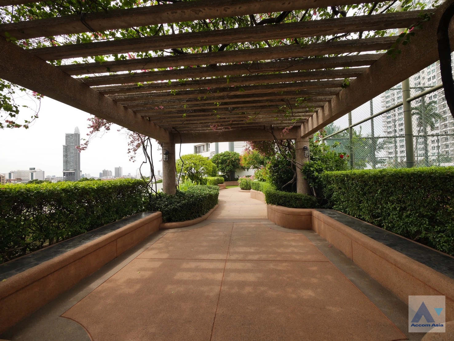 4 Tridhos City Marina - Condominium - Charoen Nakhon - Bangkok / Accomasia