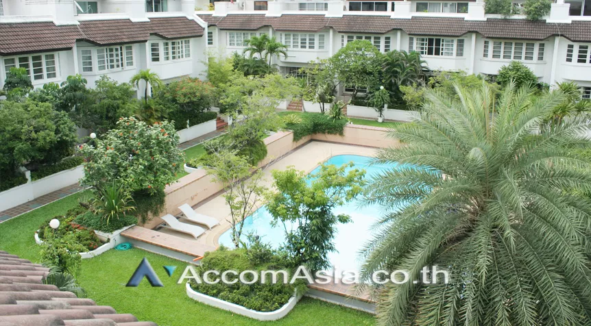  3 br Townhouse For Rent in Sukhumvit ,Bangkok MRT Khlong Toei at Natural Place AA31188