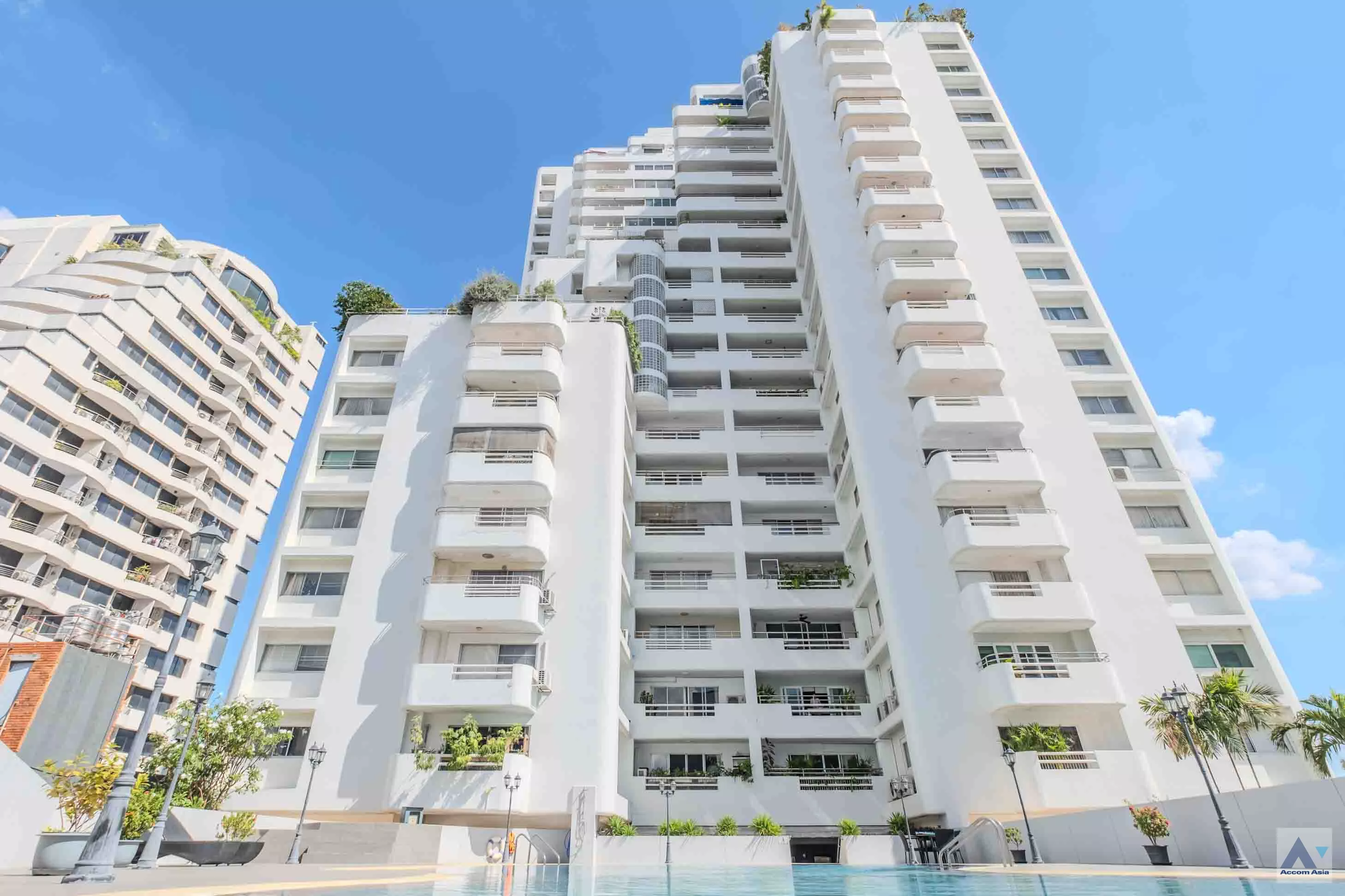  3 br Condominium For Rent in Sukhumvit ,Bangkok BTS Phrom Phong at Regent On The Park 3 13000800