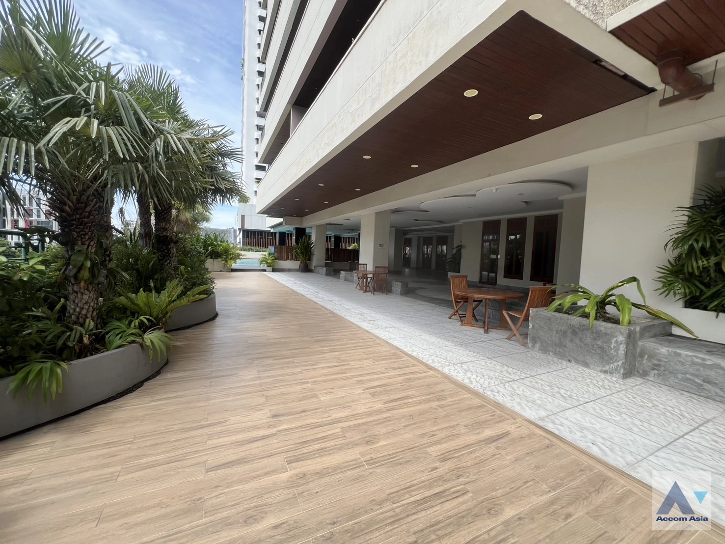  3 br Condominium For Sale in Sukhumvit ,Bangkok BTS Ekkamai at Casa Viva AA42881