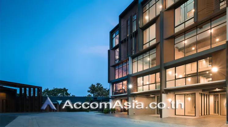  4 br Townhouse for rent and sale in Pattanakarn ,Bangkok BTS On Nut at The Pride Sukhumvit 77 AA33947