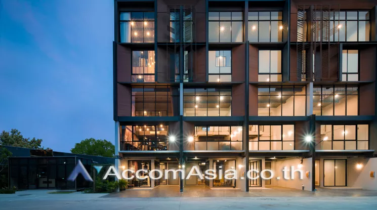  4 br Townhouse for rent and sale in Pattanakarn ,Bangkok BTS On Nut at The Pride Sukhumvit 77 AA33947