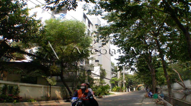  3 br Apartment For Rent in Ploenchit ,Bangkok BTS Chitlom - MRT Lumphini at Exclusive Residence AA27587