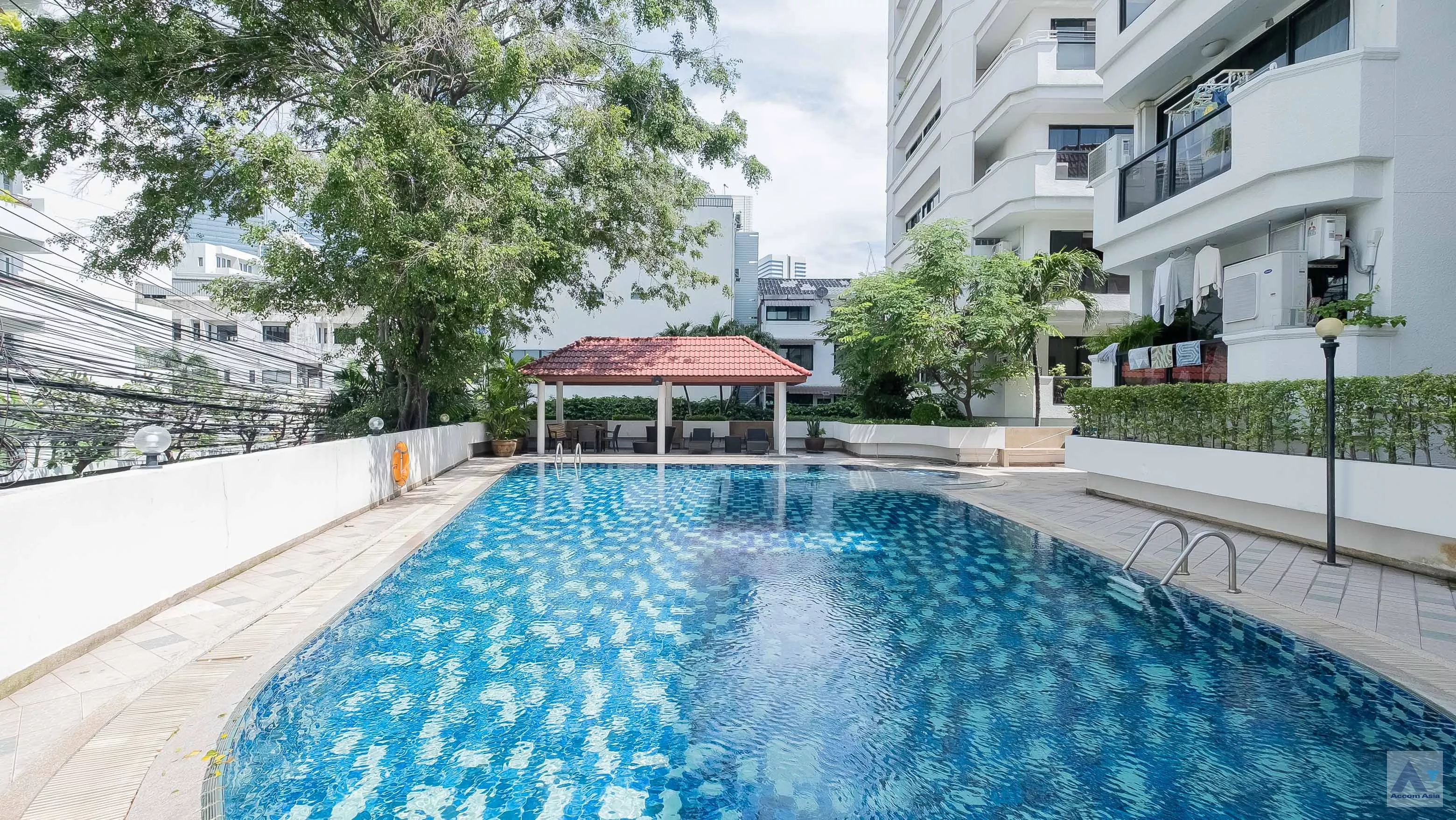  3 br Condominium For Sale in Sathorn ,Bangkok BTS Sala Daeng - MRT Lumphini at Baan Sathorn AA30048