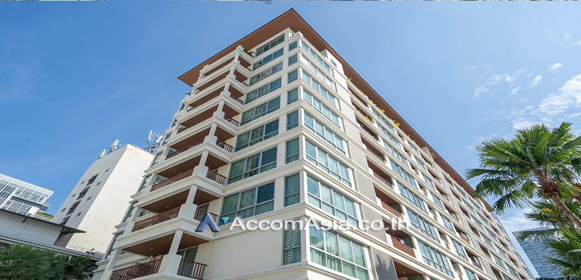  3 br Apartment For Rent in Silom ,Bangkok BTS Surasak at High-end Low Rise  13601