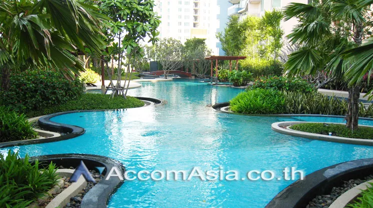  2 br Condominium For Rent in Charoennakorn ,Bangkok BTS Krung Thon Buri at WaterMark Chaophraya River AA39503