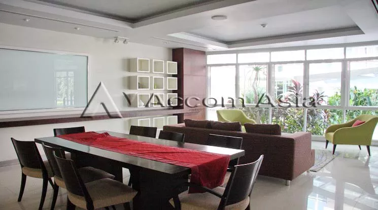  3 br Condominium For Rent in Sukhumvit ,Bangkok BTS Ekkamai at Avenue 61 AA34995