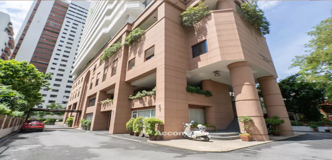  2 br Apartment For Rent in Sukhumvit ,Bangkok BTS Asok - MRT Sukhumvit at Spacious Room 24095