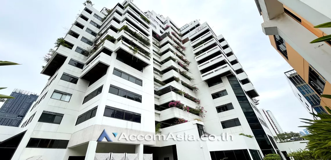  2 br Condominium For Sale in Sukhumvit ,Bangkok BTS Asok - MRT Sukhumvit at Sukhumvit House AA35387