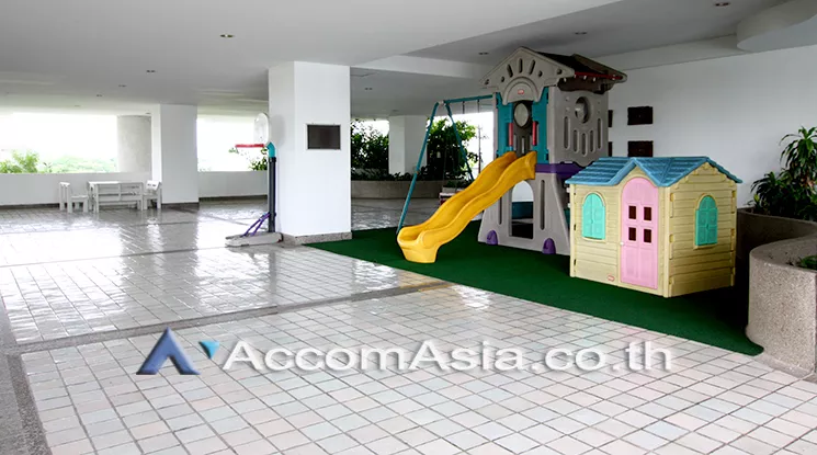  3 br Condominium For Rent in Sathorn ,Bangkok MRT Khlong Toei at Baan Yen Akard AA30387