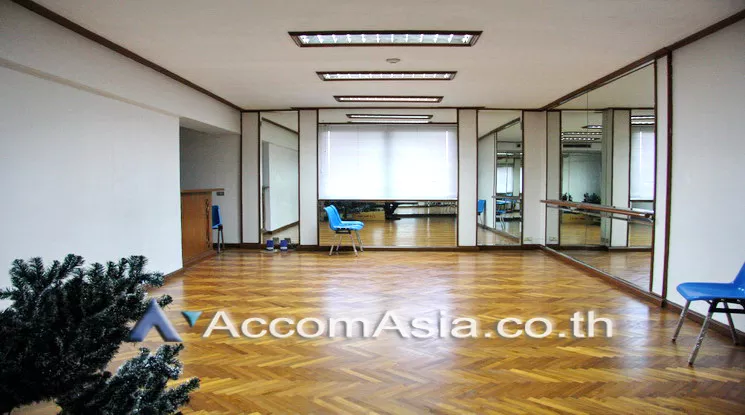  3 br Condominium For Rent in Sathorn ,Bangkok MRT Khlong Toei at Baan Yen Akard AA30388