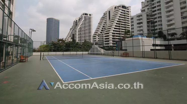  4 br Apartment For Rent in Sukhumvit ,Bangkok BTS Phrom Phong at High quality of living AA29524