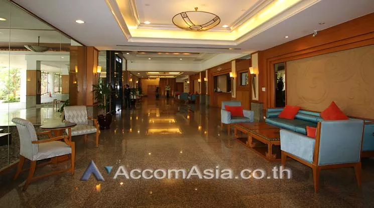  3 br Apartment For Rent in Sukhumvit ,Bangkok BTS Phrom Phong at High quality of living AA38840