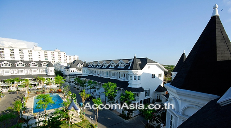  1  3 br Townhouse For Rent in Bangna ,Bangkok BTS Bearing at Fantasia Villa 2 AA30122