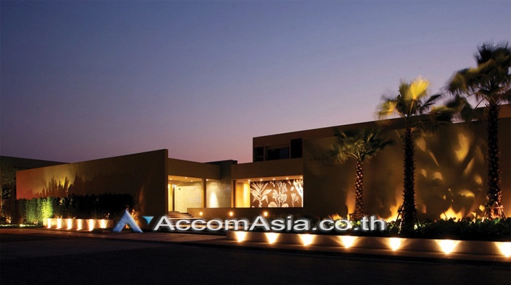  2 br Townhouse for rent and sale in Pattanakarn ,Bangkok ARL Ramkhamhaeng at Noble Cube AA44698