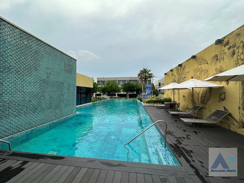  2 br Townhouse for rent and sale in Pattanakarn ,Bangkok ARL Ramkhamhaeng at Noble Cube AA44698