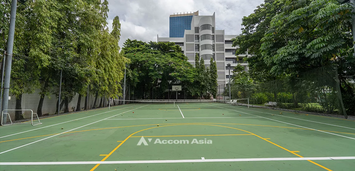  4 br Apartment For Rent in Sathorn ,Bangkok BTS Sala Daeng - MRT Lumphini at Children Dreaming Place - Garden AA34552