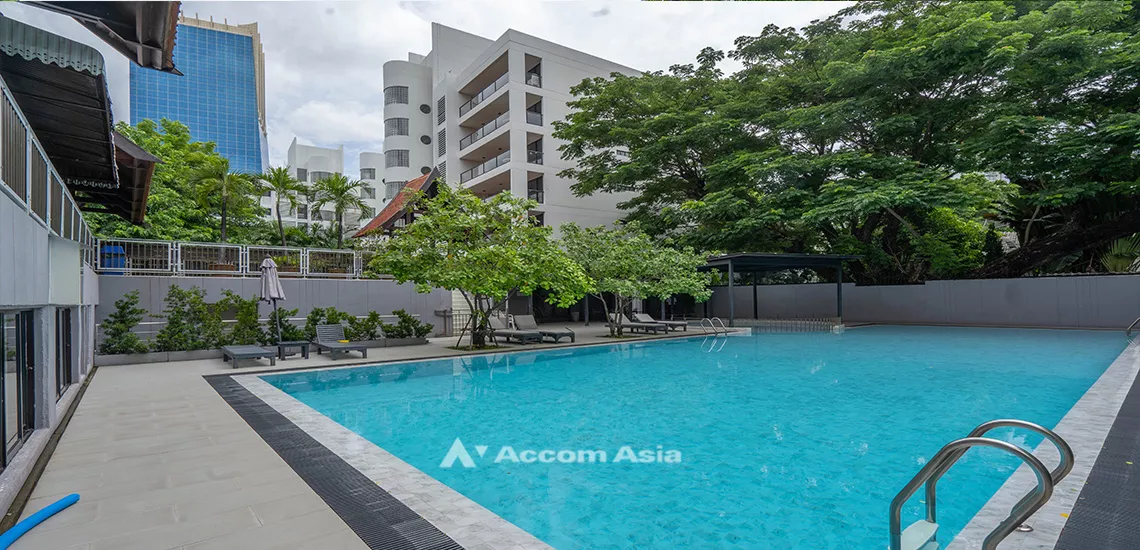  4 br Apartment For Rent in Sathorn ,Bangkok BTS Sala Daeng - MRT Lumphini at Children Dreaming Place - Garden AA31947