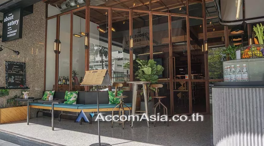  Office Space For Rent in Sukhumvit ,Bangkok BTS Asok - MRT Sukhumvit at Ocean Tower 2 AA38765