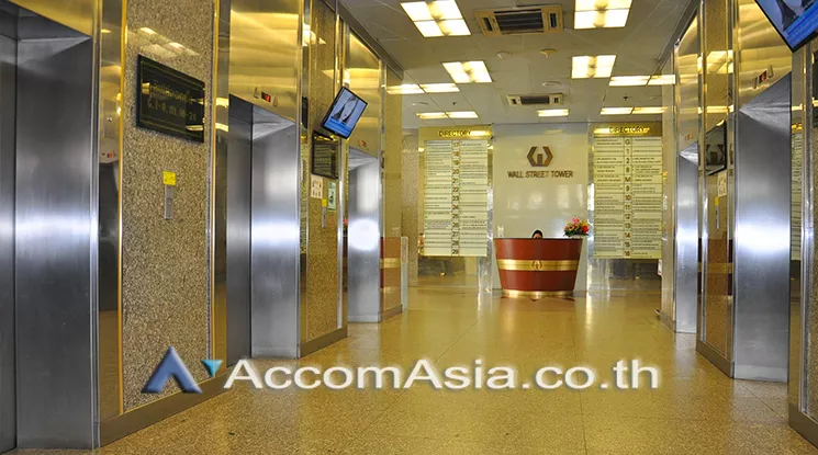  Office Space For Rent in Silom ,Bangkok BTS Sala Daeng at Wall Street Tower AA25590