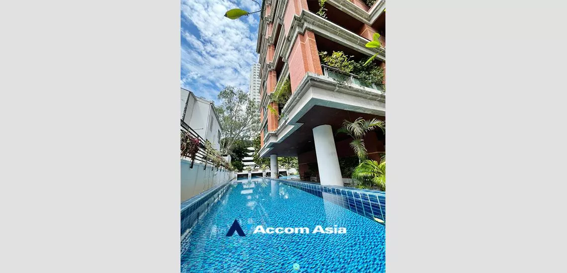  2 br Condominium For Rent in Sukhumvit ,Bangkok BTS Ekkamai at Baan Ananda AA17443
